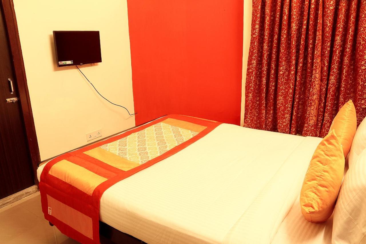 Oyo 3418 Hotel Amit Kalküta Dış mekan fotoğraf